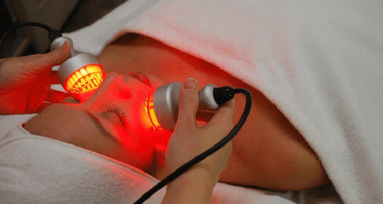 The 10 Best Red Light Therapy Devices for Skin 2023