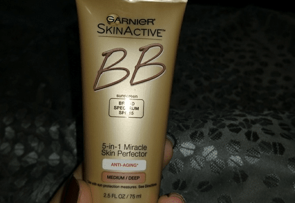 Best BB Creams for Dry Skin: Reviews & Buying Guide
