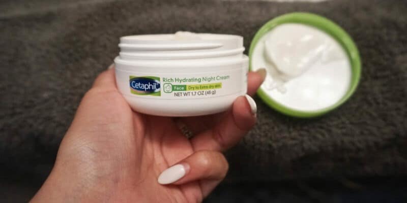 The Best Night Creams for Acne-Prone Skin: Buying Guide & Reviews