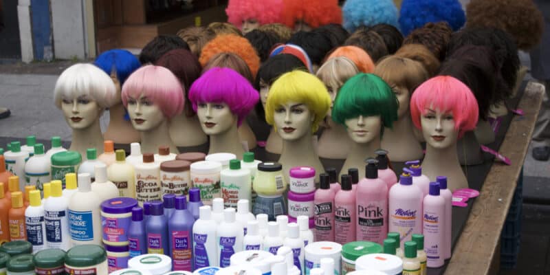 Does Dye Work on Synthetic Hair?